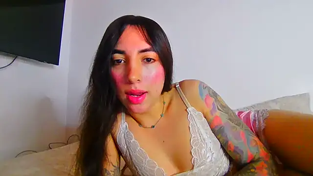 valeriahornier online show from August 1, 2:13 am