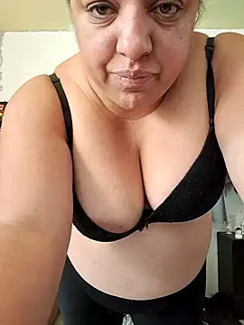 Alondrabb80 online show from December 4, 3:46 pm