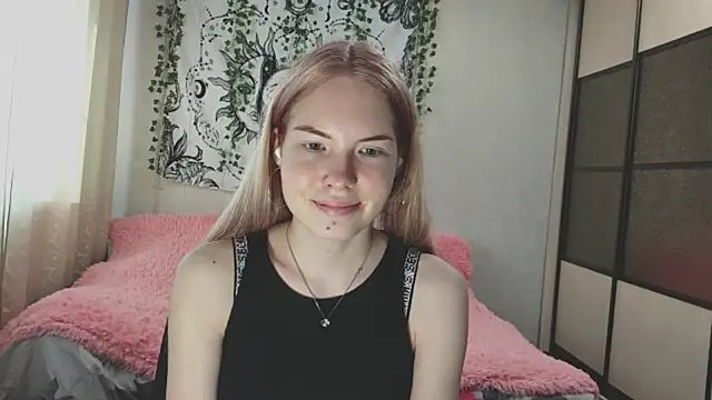 VETT KITTY online show from November 29, 6:50 am