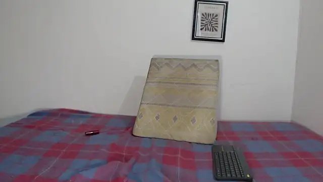 Nikki  uwu online show from March 10, 11:09 pm