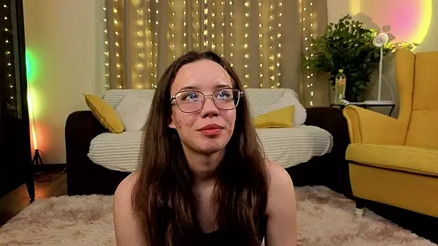 FabiolaCowing online show from November 28, 6:22 pm