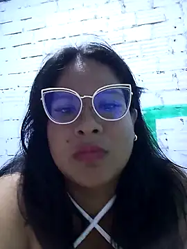 celeste122595 online show from May 16, 3:31 am