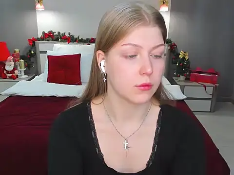 Stella Light online show from December 15, 11:59 am