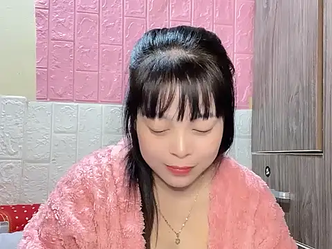 Butterfly kee online show from November 18, 5:14 pm