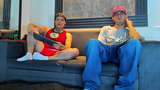  AlecLawrence online show from December 5, 1:23 pm