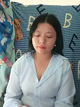 lisa-bae00 online show from June 11, 3:14 am