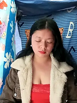 lisa-bae00 online show from February 4, 6:49 am