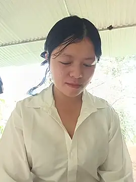 lisa-bae00 online show from June 23, 3:48 am