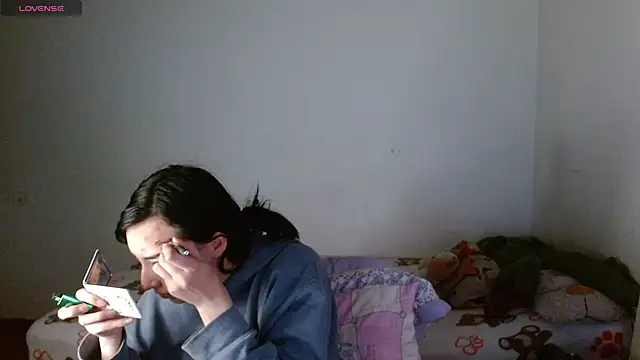 fresita streamer online show from November 1, 5:11 am