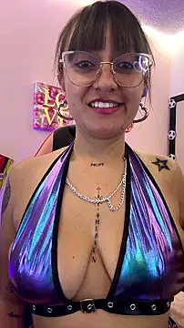 Pinkvixen69 online show from June 30, 3:22 pm