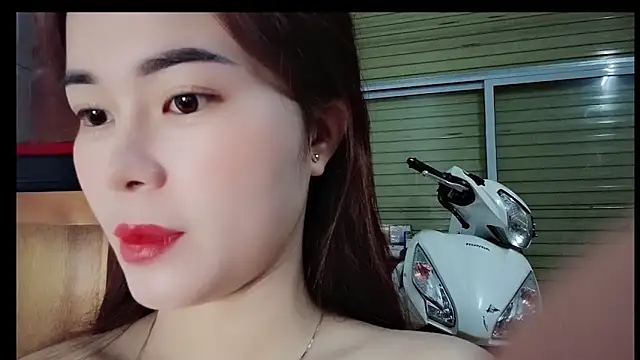 Family-Lovee online show from February 21, 10:10 pm