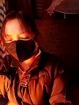 sowbibi online show from March 13, 1:34 pm