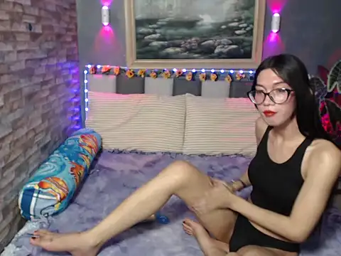 HotNathalie6900 online show from December 19, 5:49 pm