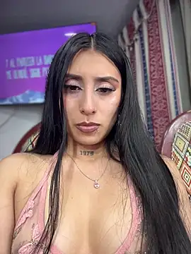 Violeet-Smith online show from April 28, 1:14 am