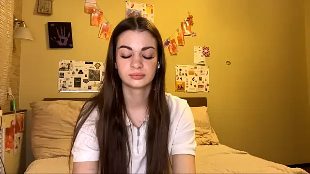 TheRealAnna online show from December 5, 5:36 pm