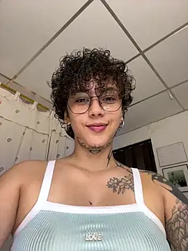 Abby Evanns1 online show from June 19, 4:10 pm