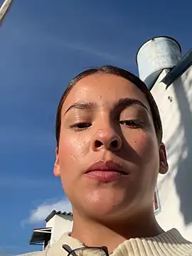 Talia Bonet online show from October 30, 9:27 pm