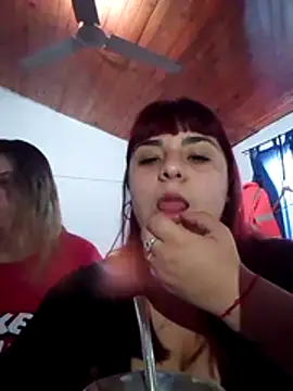 Tizi 04 online show from October 22, 6:46 pm