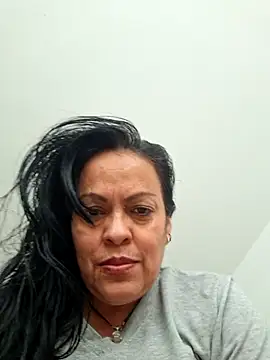 viviana-sexi online show from July 15, 5:50 pm