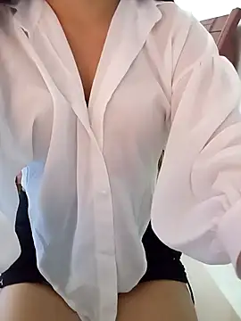 love-xx online show from November 1, 2:16 am