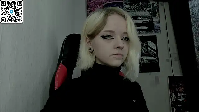 Holy Mistress S online show from July 19, 10:28 am
