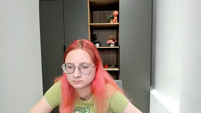 AdelaDelilla online show from October 23, 11:49 am