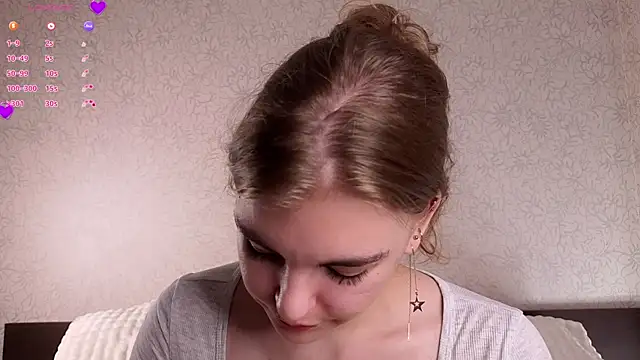 MelodyBaur online show from July 29, 1:33 pm