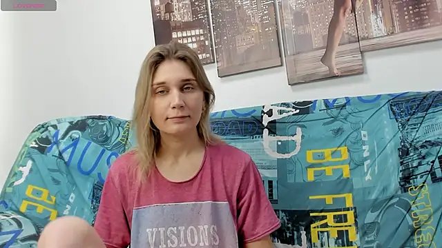 Tenderly Sophie online show from January 14, 1:21 am