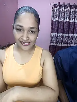 CoupleShow 432 online show from April 28, 5:06 pm