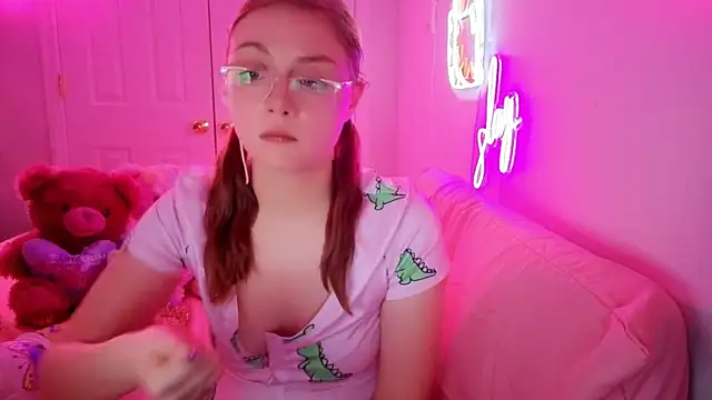 daddysprincess731 online show from April 29, 2:37 am