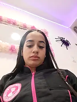 BabyCaramel18 online show from October 22, 11:10 pm