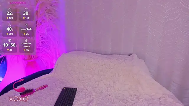 sydney miller  online show from July 1, 12:21 am