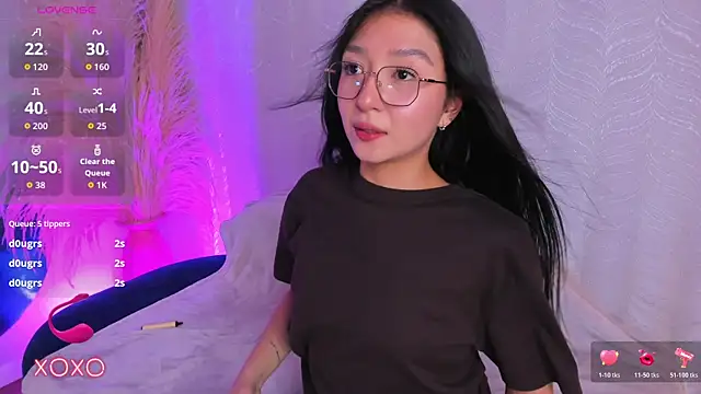 sydney miller  online show from July 22, 12:11 am
