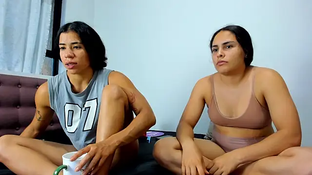 AshleyDeLuca  online show from November 20, 10:33 pm