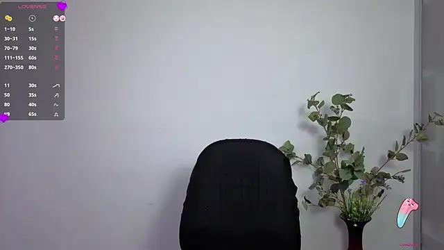 chloehanna online show from June 30, 2:16 pm