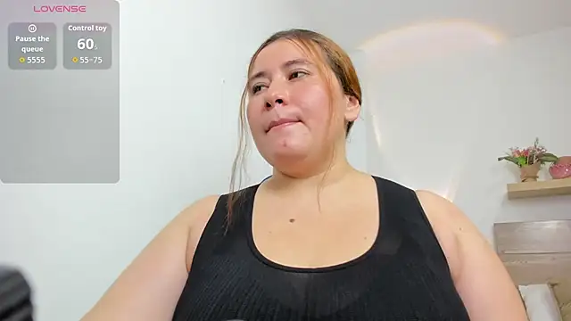 analu wes online show from November 3, 12:20 pm