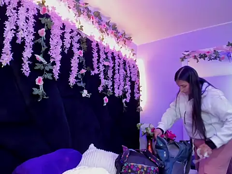 Gabyy Cooper  online show from July 24, 2:09 am