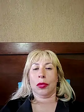 SelinaLovqx online show from July 6, 3:03 pm