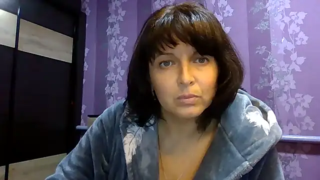 CountessLuna online show from October 27, 12:33 pm