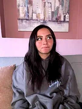 Nexxus Pink online show from December 13, 7:53 pm