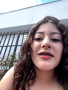 Amber rose outdoors online show from October 23, 2:56 pm