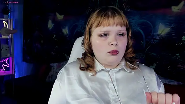 LottieReed online show from December 3, 3:58 pm