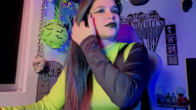 AshGraven online show from October 28, 4:07 am