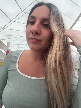 sarah honey   online show from February 10, 3:04 pm