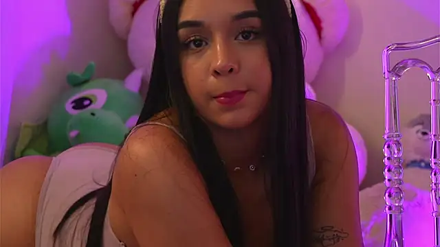 ISA NIXON online show from January 9, 1:32 am