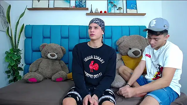 Hot Boys Latinos X online show from March 2, 11:21 pm