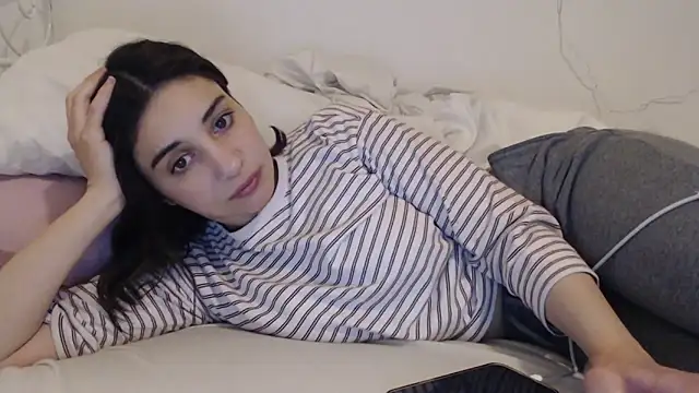 bellefleurrr online show from April 30, 7:41 pm