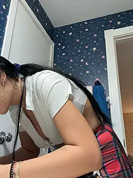 EmmaVayne online show from March 13, 7:59 pm