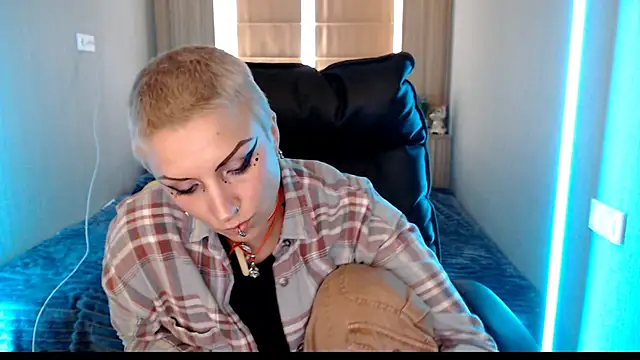 Sweet-n-Strong online show from May 28, 11:52 am