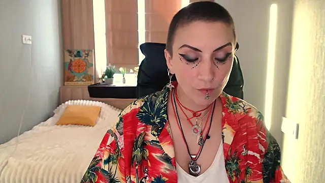 Sweet-n-Strong online show from July 28, 2:13 pm